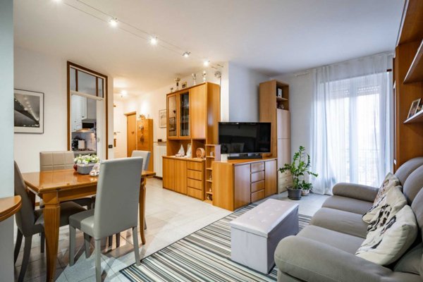 appartamento in vendita ad Abbadia Lariana in zona Novegolo