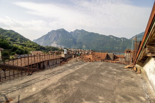 rudere in vendita ad Abbadia Lariana in zona Linzanico