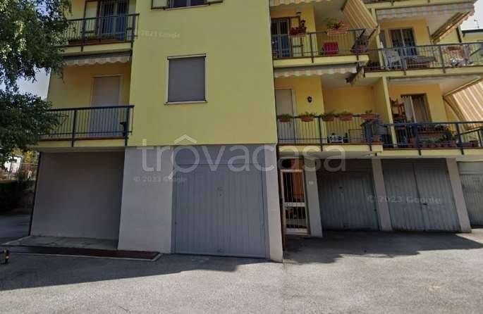 appartamento in vendita ad Abbadia Lariana