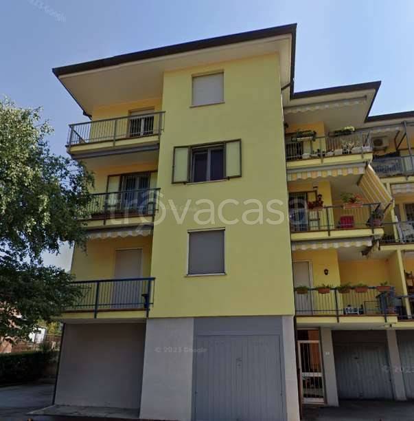 appartamento in vendita ad Abbadia Lariana