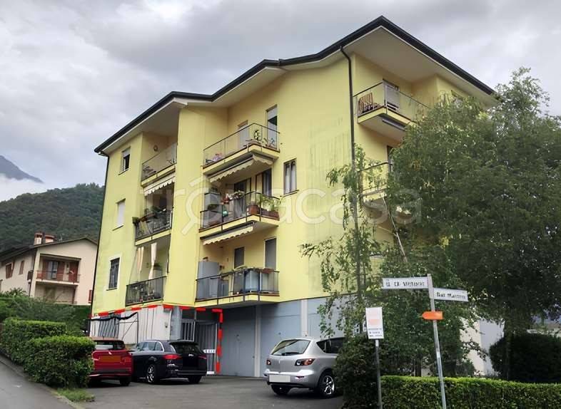 appartamento in vendita ad Abbadia Lariana