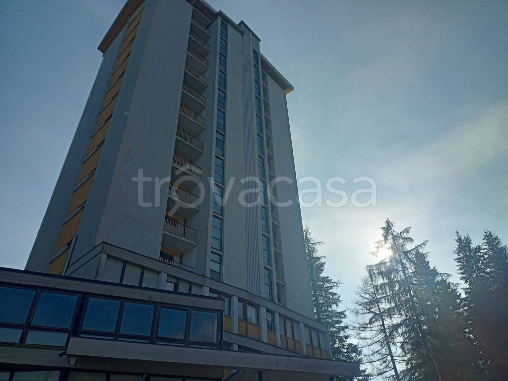 appartamento in vendita ad Abbadia Lariana