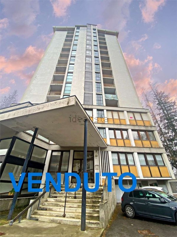 appartamento in vendita ad Abbadia Lariana in zona Castello