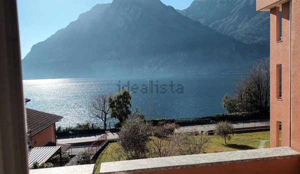 appartamento in vendita ad Abbadia Lariana