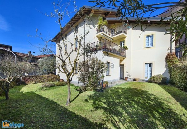 appartamento in vendita ad Abbadia Lariana in zona Linzanico