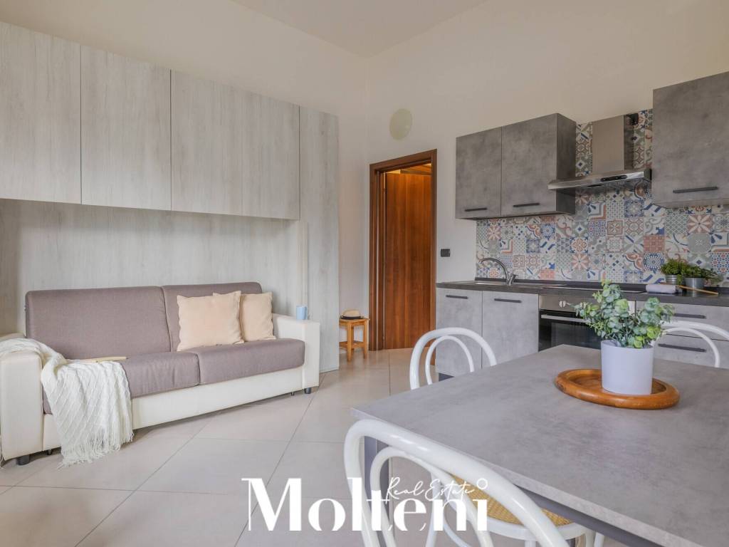 appartamento in vendita ad Abbadia Lariana