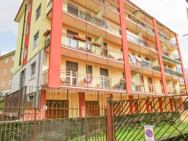 appartamento in vendita ad Abbadia Lariana