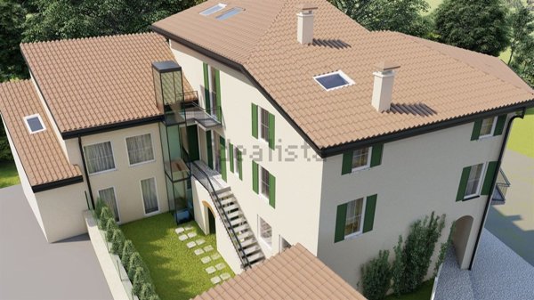 casa semindipendente in vendita ad Abbadia Lariana