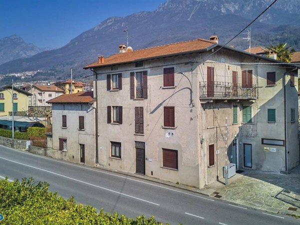 casa indipendente in vendita ad Abbadia Lariana