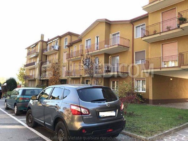 appartamento in vendita ad Airuno