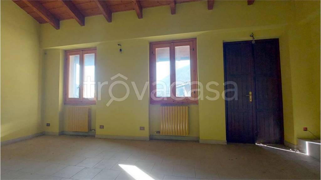 appartamento in vendita ad Airuno