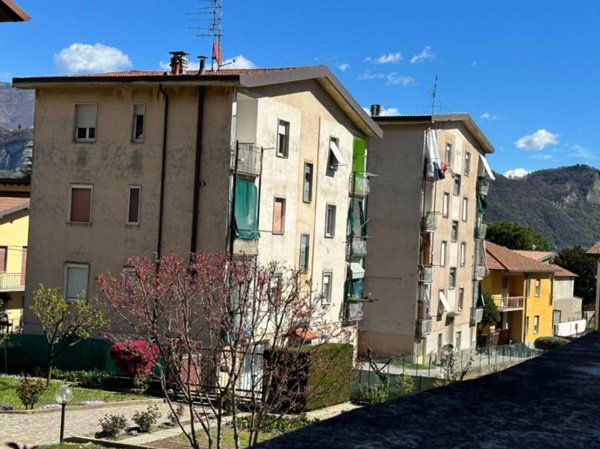 appartamento in vendita ad Airuno