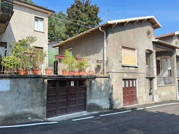 casa indipendente in vendita ad Airuno
