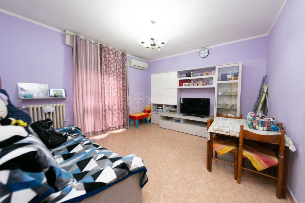 appartamento in vendita ad Airuno in zona Aizurro