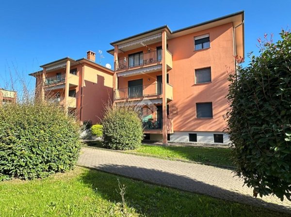 appartamento in vendita ad Airuno