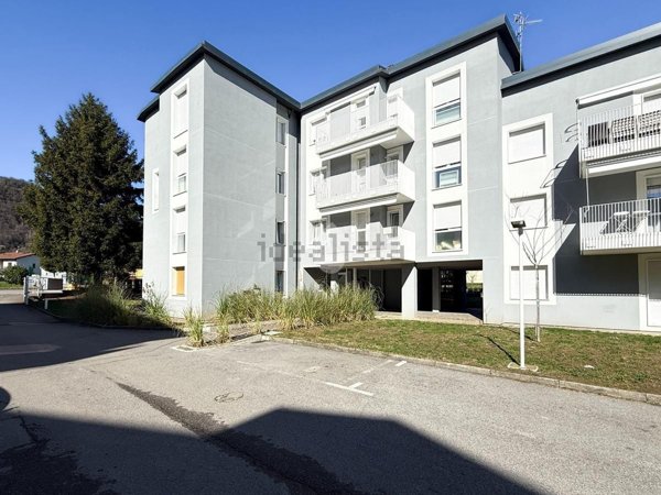 appartamento in vendita ad Airuno