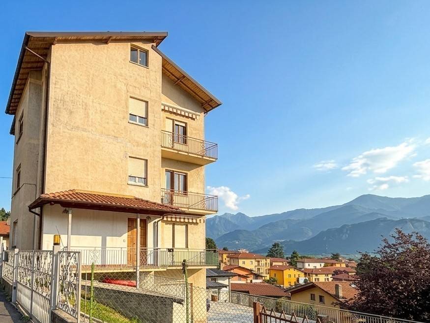 appartamento in vendita ad Airuno