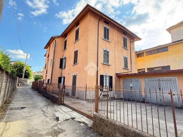 appartamento in vendita ad Airuno