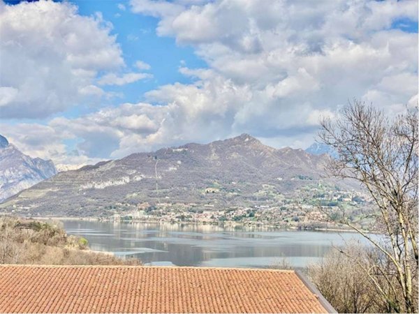 casa indipendente in vendita ad Annone di Brianza