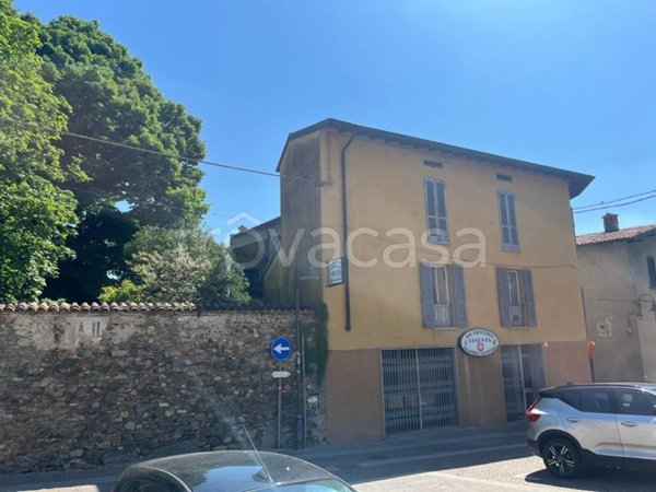 appartamento in vendita ad Annone di Brianza