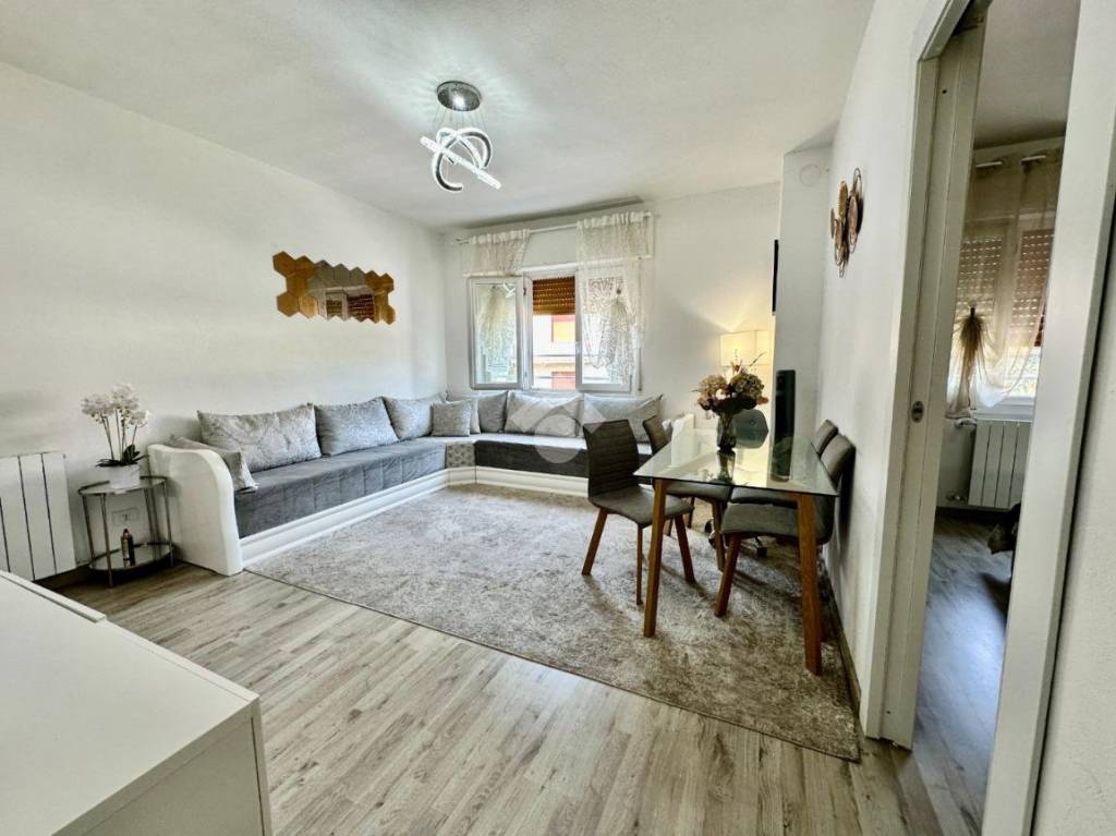 appartamento in vendita ad Annone di Brianza