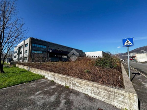 terreno edificabile in vendita ad Annone di Brianza