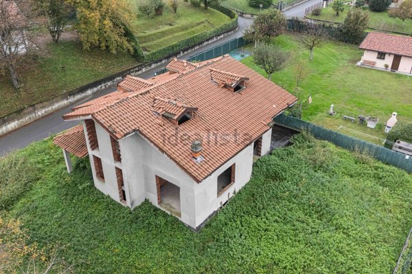 casa indipendente in vendita ad Annone di Brianza