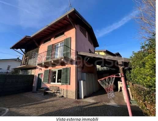 casa indipendente in vendita ad Annone di Brianza