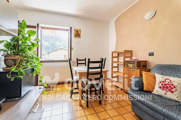 appartamento in vendita a Ballabio