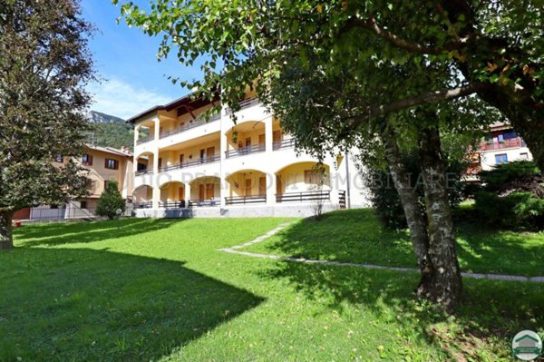 appartamento in vendita a Ballabio
