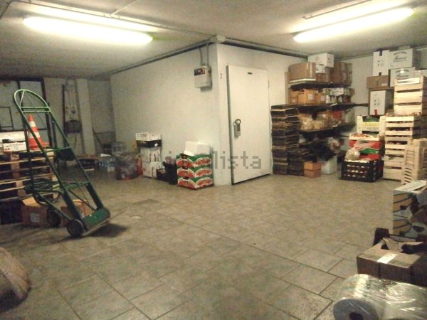 locale commerciale in vendita a Ballabio