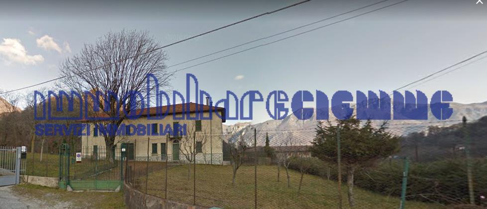 casa indipendente in vendita a Ballabio