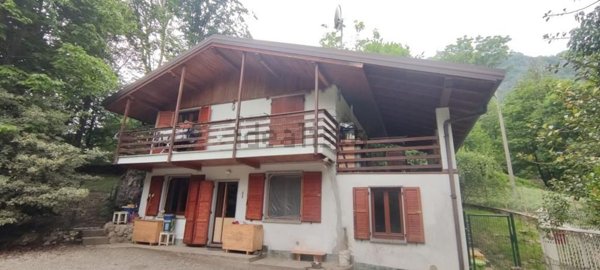 appartamento in vendita a Ballabio