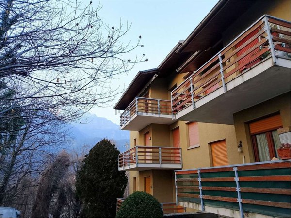 appartamento in vendita a Ballabio