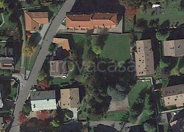 terreno edificabile in vendita a Ballabio