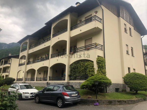 appartamento in vendita a Ballabio