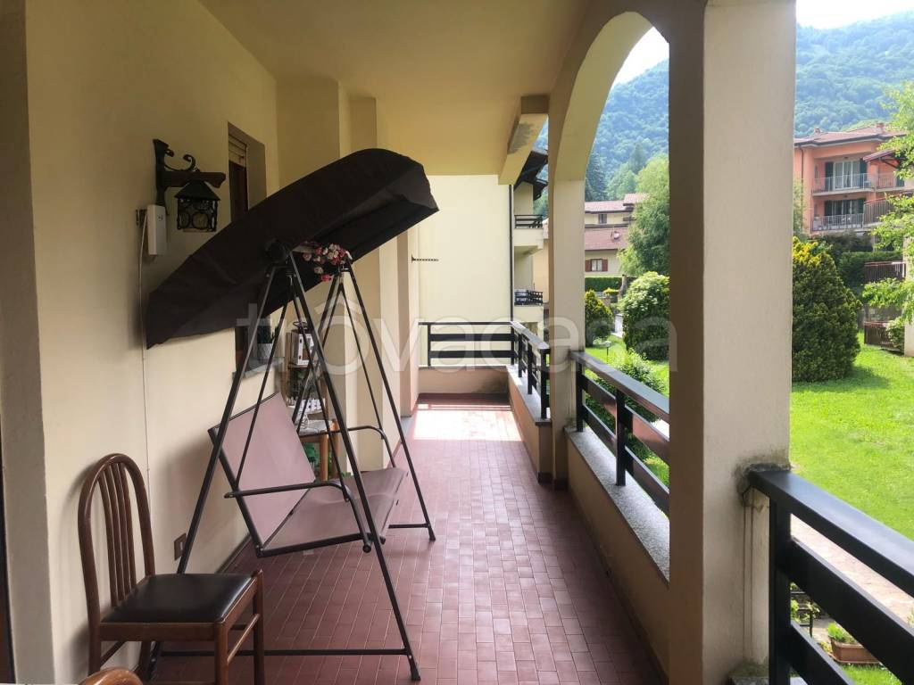appartamento in vendita a Ballabio