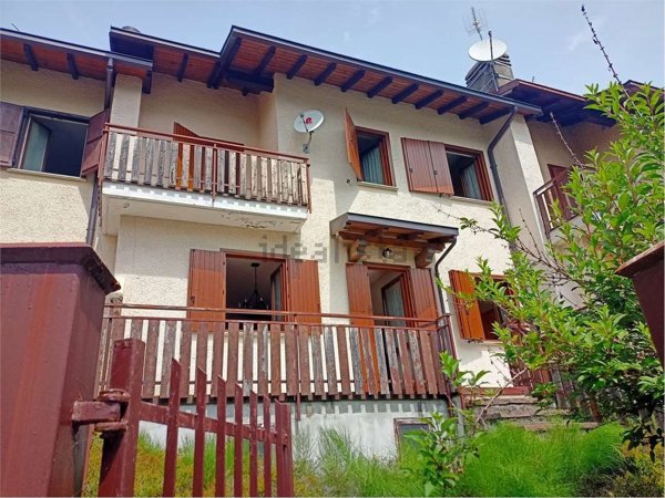 casa indipendente in vendita a Ballabio
