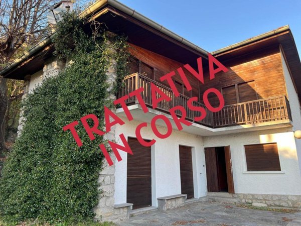 casa indipendente in vendita a Ballabio