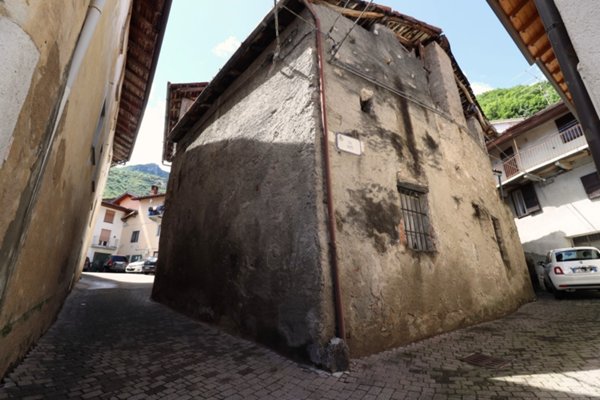 casale in vendita a Ballabio