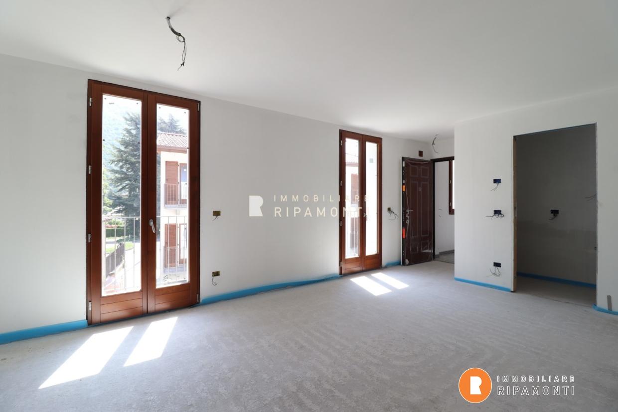 appartamento in vendita a Ballabio