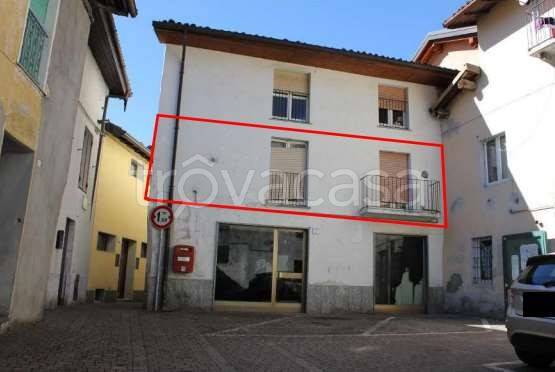 appartamento in vendita a Ballabio