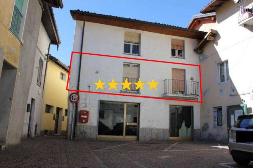 appartamento in vendita a Ballabio