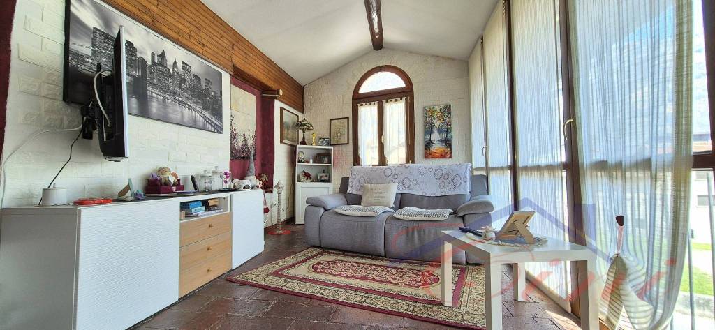 appartamento in vendita a Ballabio