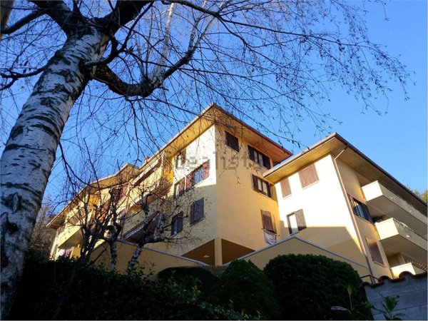 appartamento in vendita a Ballabio