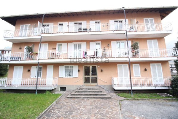 appartamento in vendita a Ballabio