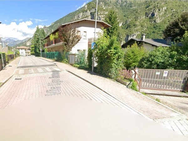 appartamento in vendita a Ballabio
