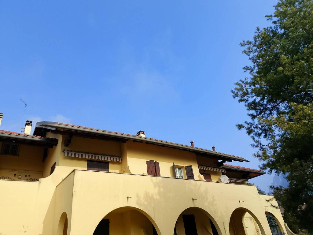 appartamento in vendita a Ballabio