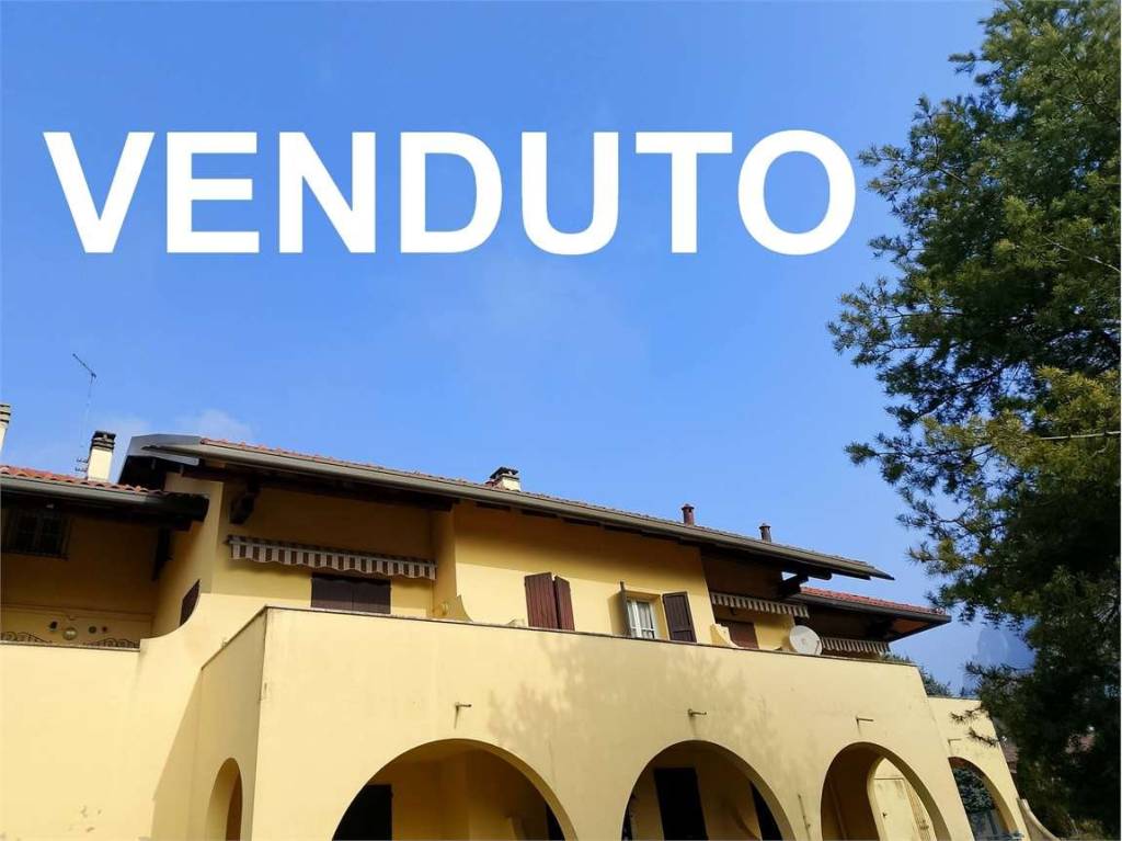 appartamento in vendita a Ballabio