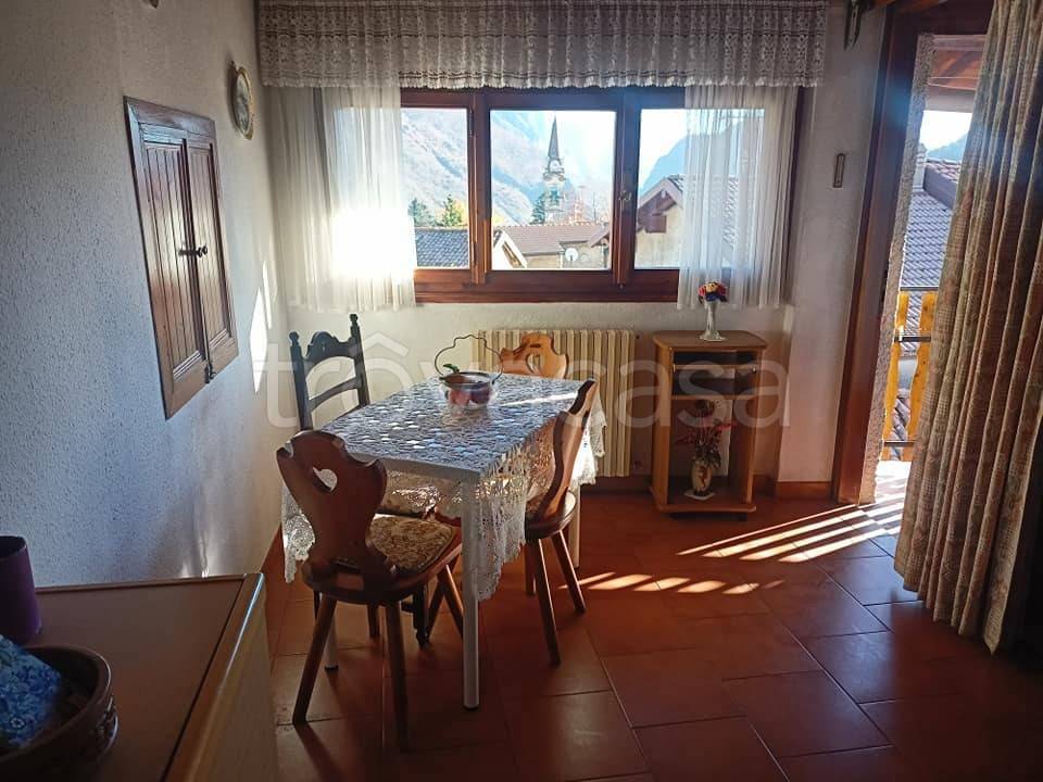 casa indipendente in vendita a Ballabio